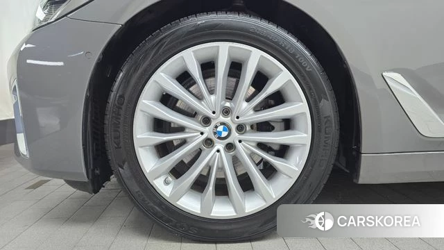BMW 5 Series (G30) id 4683367 из Кореи 27