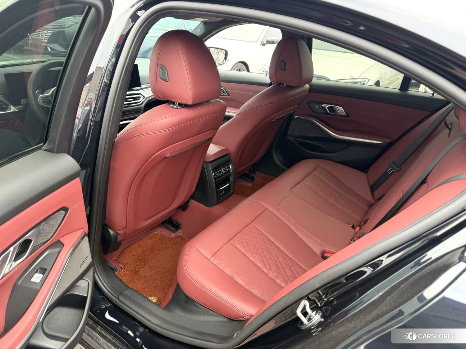 BMW 3 series id 4473850 из Китая 22