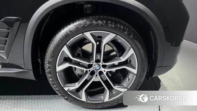 BMW X5 (G05) id 3695951 из Кореи 15