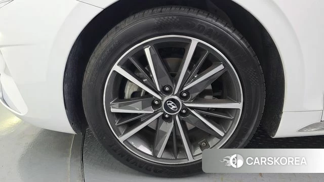 Hyundai The New Grandeur IG id 4303326 из Кореи 25