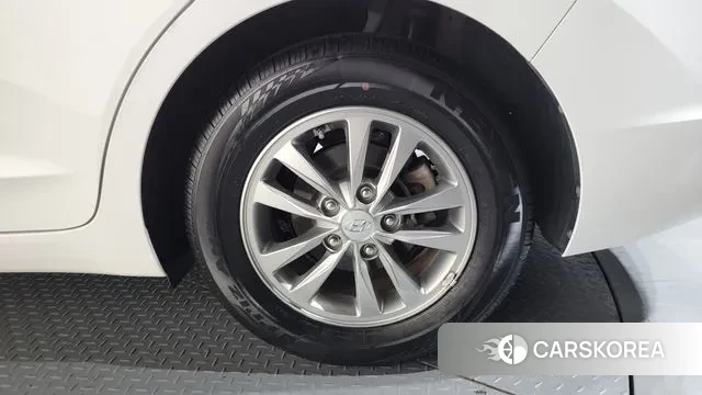 Hyundai The New Avante AD id 3778816 из Кореи 15