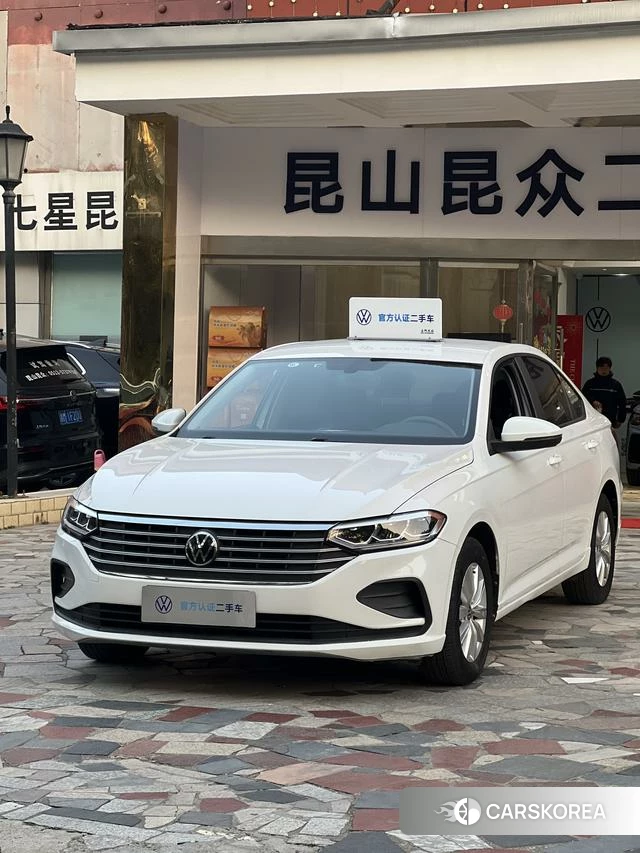 Volkswagen Lavida 2023 Белый из Китая, фото 5