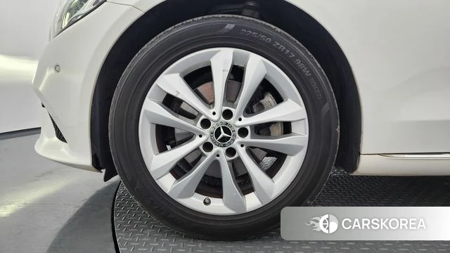 Mercedes-Benz C-Class W205 id 4520409 из Кореи 26