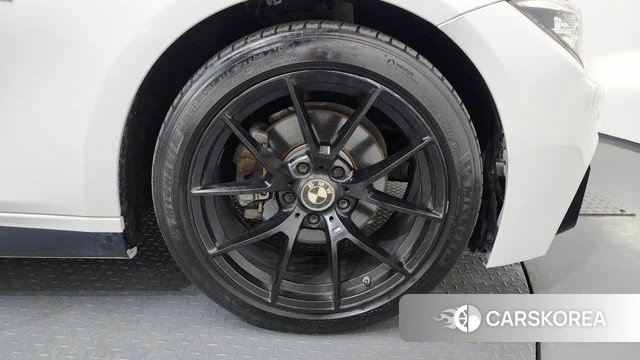 BMW 3 Series (F30) id 3814219 из Кореи 15