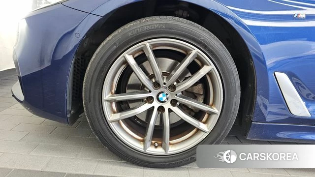 BMW 5 Series (G30) id 4689416 из Кореи 15