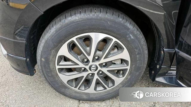 Hyundai The New Grand Starex id 3873596 из Кореи 15