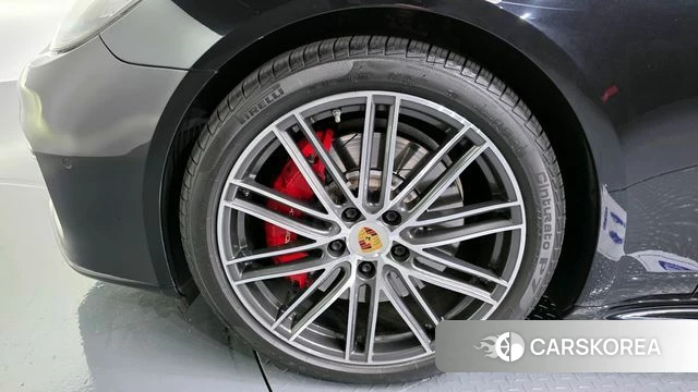 Porsche Panamera (971) id 4284800 из Кореи 30