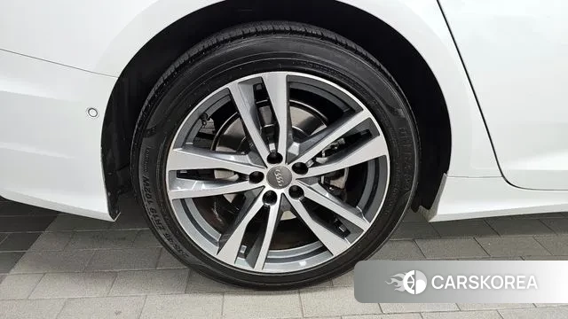 Audi A6 (C8) id 3396123 из Кореи 15