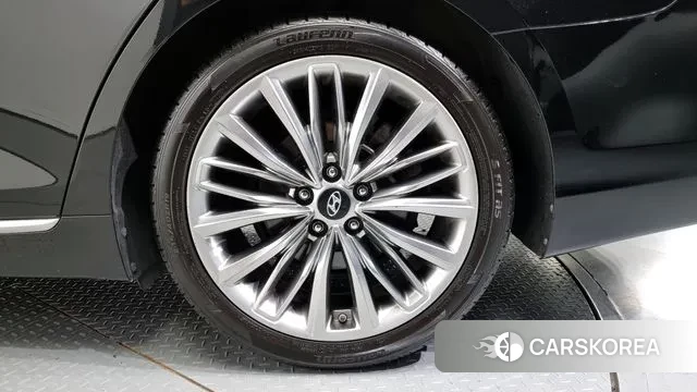 Hyundai Grandeur IG id 3024404 из Кореи 15