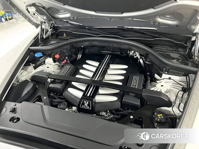 Rolls-Royce Cullinan id 3412824 из Кореи 15