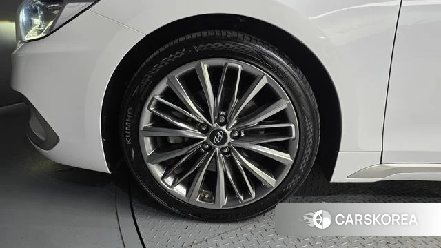 Hyundai Grandeur IG id 4610608 из Кореи 27