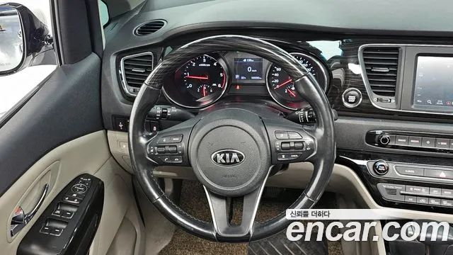 Kia The New Carnival id 2785031 из Кореи 15