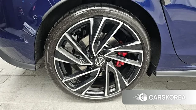 Volkswagen Golf 8th Generation id 3462297 из Кореи 15