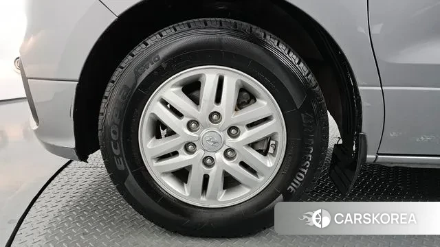 Hyundai The New Grand Starex id 3188443 из Кореи 15