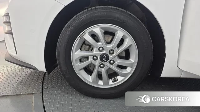 Kia Come New K3 id 3433650 из Кореи 15