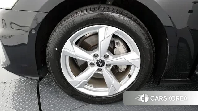 Audi A6 (C8) id 3395592 из Кореи 15