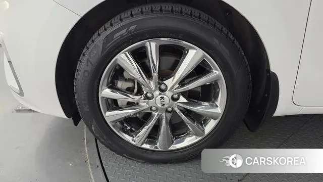 Kia The New Carnival id 3198438 из Кореи 15