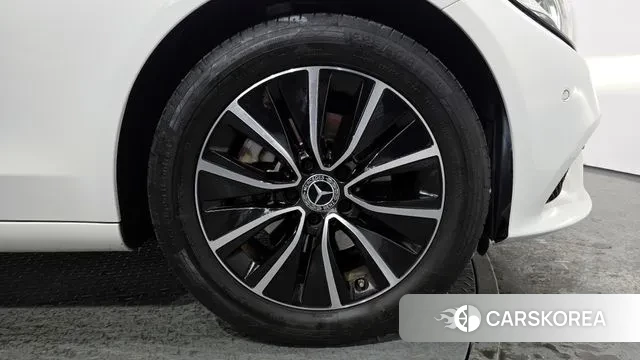 Mercedes-Benz C-Class W205 id 3622102 из Кореи 15