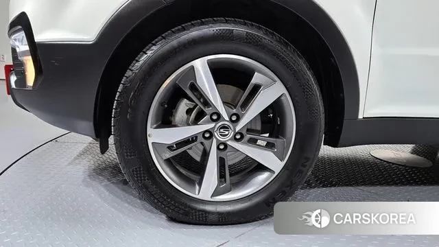 Ssangyong New Style Korando C id 3622466 из Кореи 15