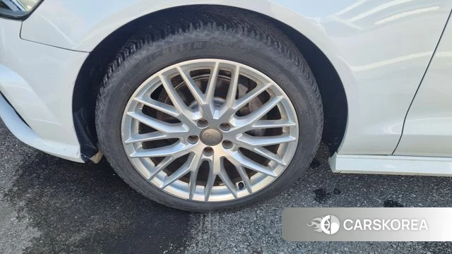 Audi New A6 id 4356951 из Кореи 12