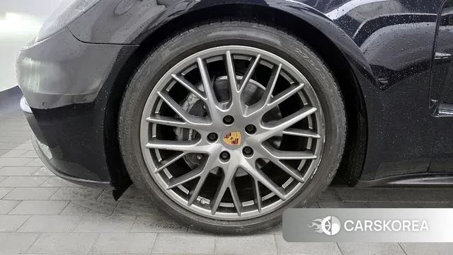 Porsche Panamera (971) id 3469935 из Кореи 15