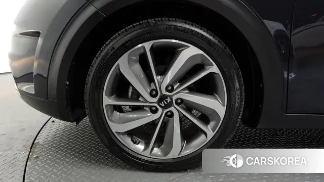 Kia Niro id 3541458 из Кореи 15