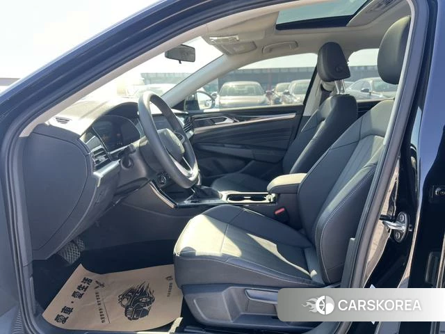 Volkswagen Passat 2025 Черный из Китая, фото 5
