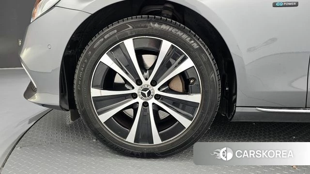 Mercedes-Benz E-Class W213 id 4384090 из Кореи 29