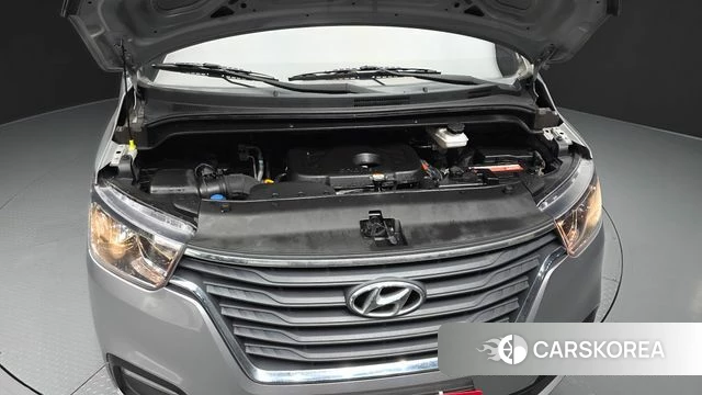 Hyundai The New Grand Starex id 4895280 из Кореи 25