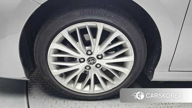 Toyota Camry (XV70) id 4530960 из Кореи 14