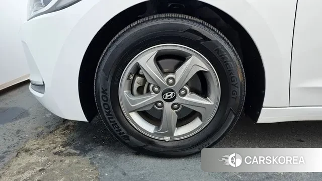 Hyundai Avante AD id 3465035 из Кореи 15