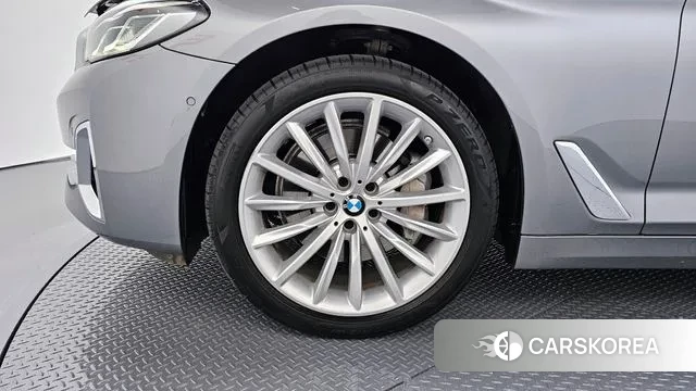 BMW 5 Series (G30) id 3262827 из Кореи 15