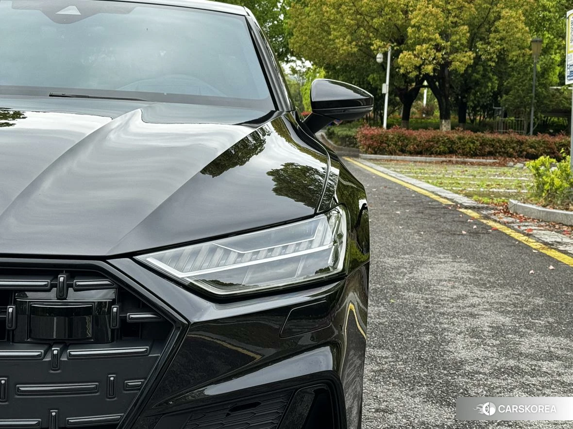 Audi A7L id 4440808 из Китая 12