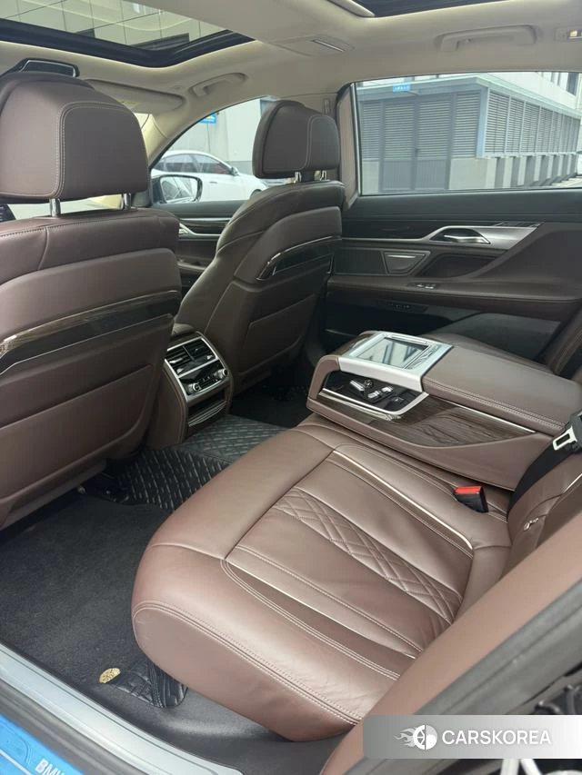 BMW 7 series 2021 Черный из Китая, фото 5