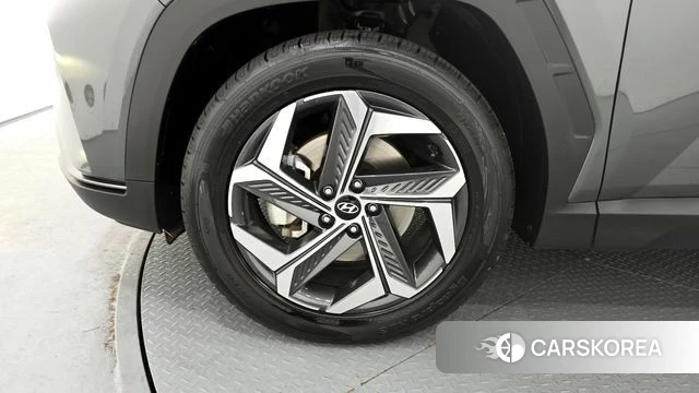 Hyundai Tucson (NX4) id 3832160 из Кореи 15