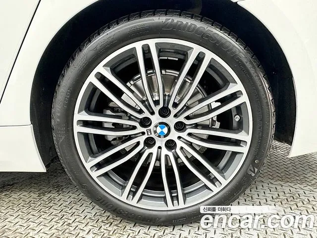 BMW 5 Series (G30) id 2784307 из Кореи 15