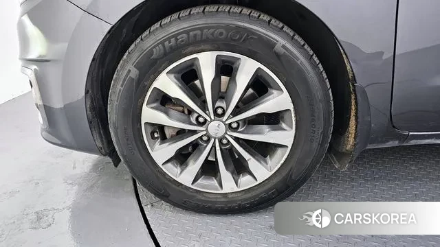 Kia All New Carnival id 3617340 из Кореи 15