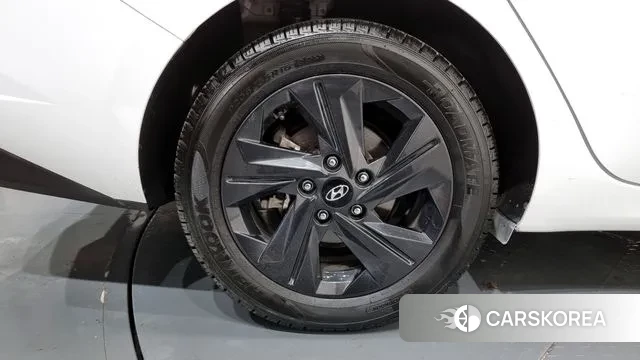 Hyundai Avante Hybrid (CN7) id 3421442 из Кореи 15