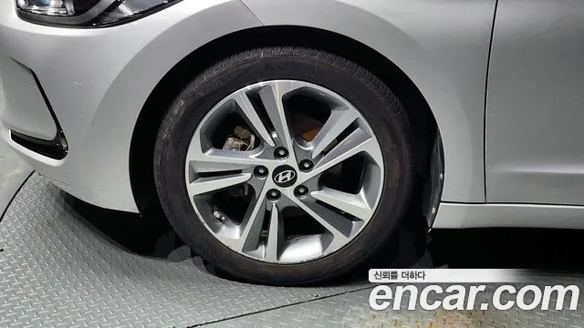 Hyundai Avante AD id 2835085 из Кореи 15