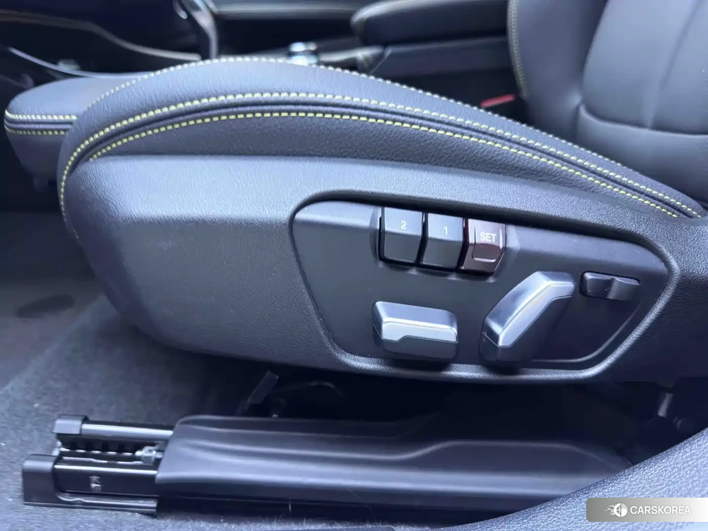 BMW 1 series id 4649305 из Китая 16