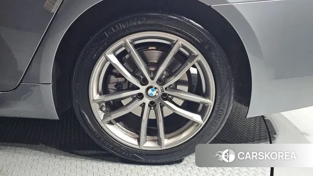 BMW 5 Series (G30) id 3593143 из Кореи 15