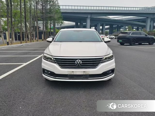 Volkswagen Lavida 2022 Белый из Китая, фото 5