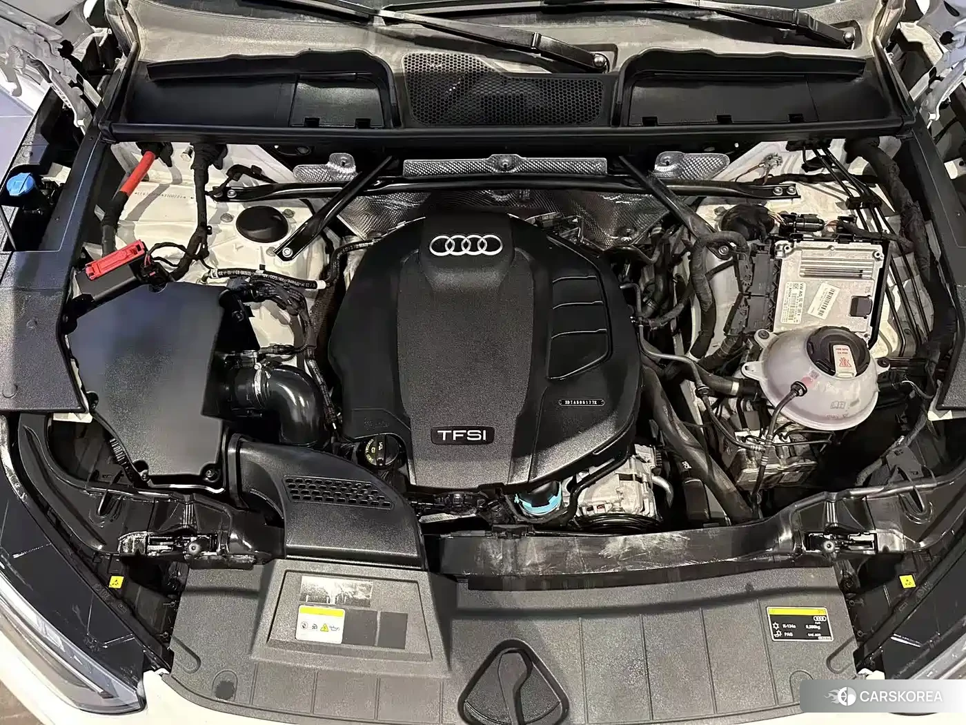 Audi Q5L 2022 Белый из Китая, фото 5