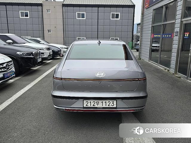 Hyundai Grandeur (GN7) id 3883605 из Кореи 12