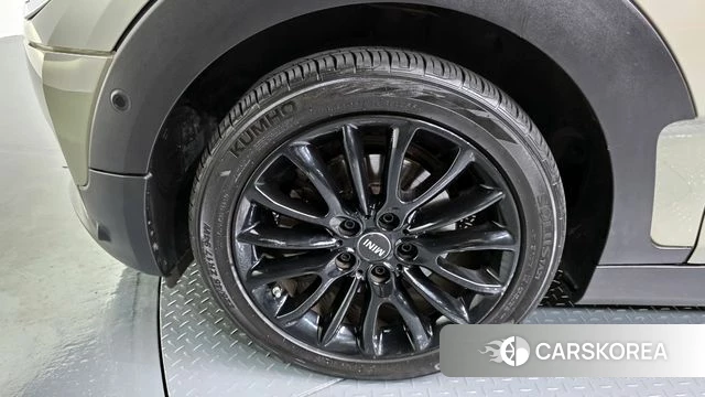 Mini Cooper Clubman id 4331359 из Кореи 27