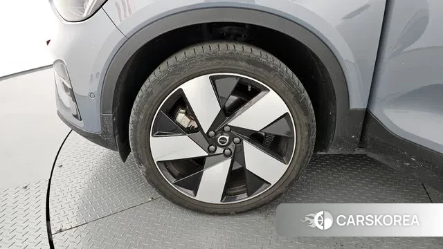 Volvo C40 Richards id 3300455 из Кореи 15