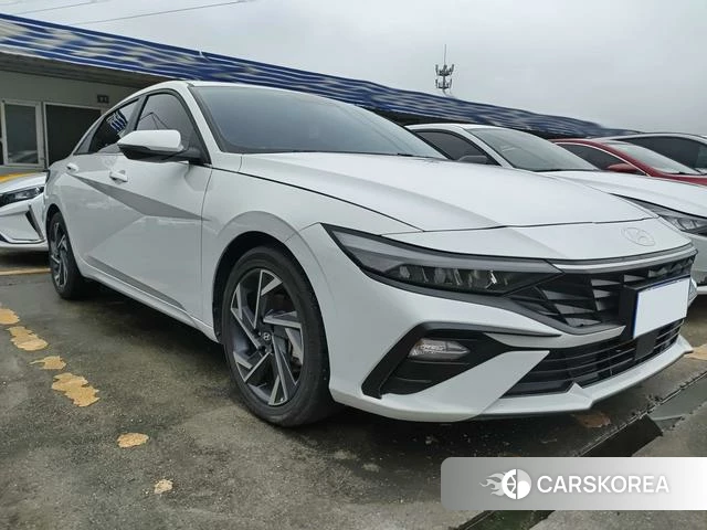 Hyundai Elantra id 4359597 из Китая 10