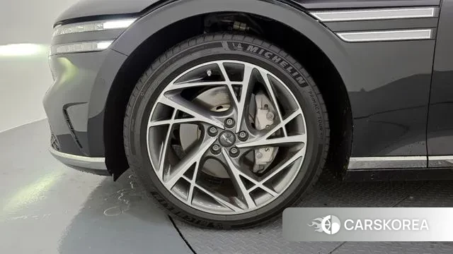 Genesis G90 (RS4) id 3416491 из Кореи 15