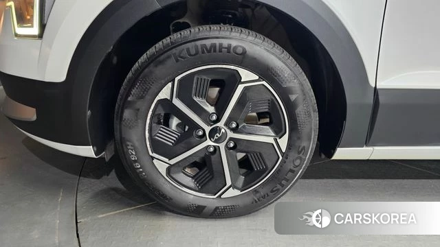 Kia Di Ol Nu Niro id 4744684 из Кореи 25