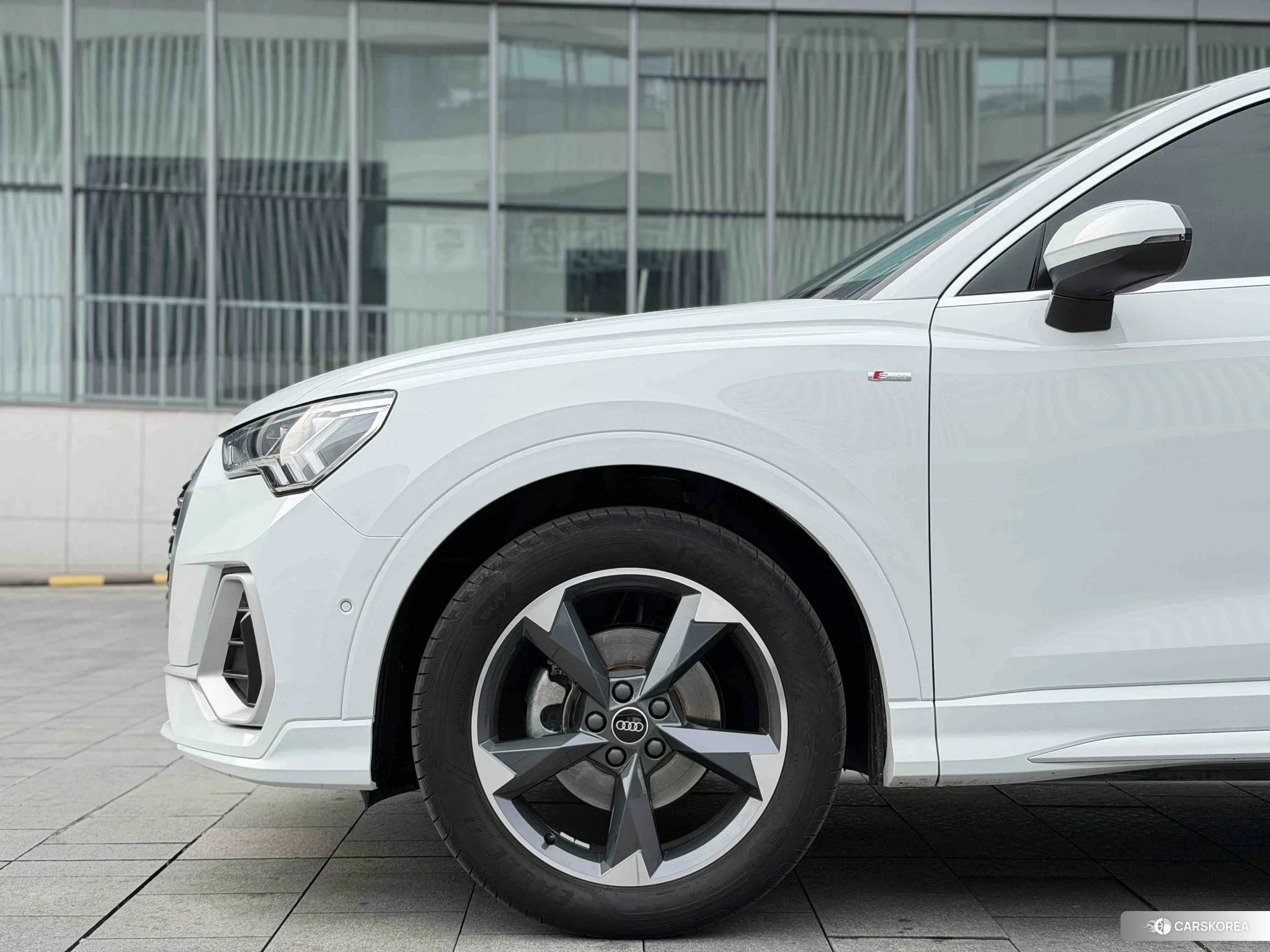 Audi Q3 id 4468011 из Китая 13